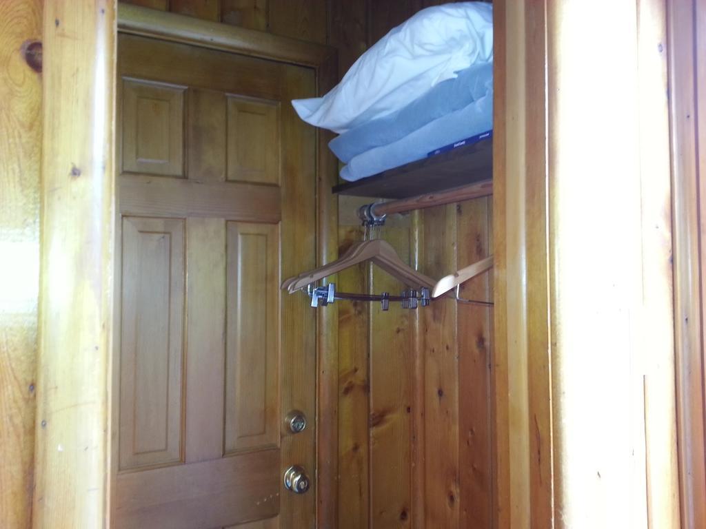 Canyon Motel Near Rocky Mountain National Park ฮ็อตซัลเฟอร์สปริงส์ ภายนอก รูปภาพ