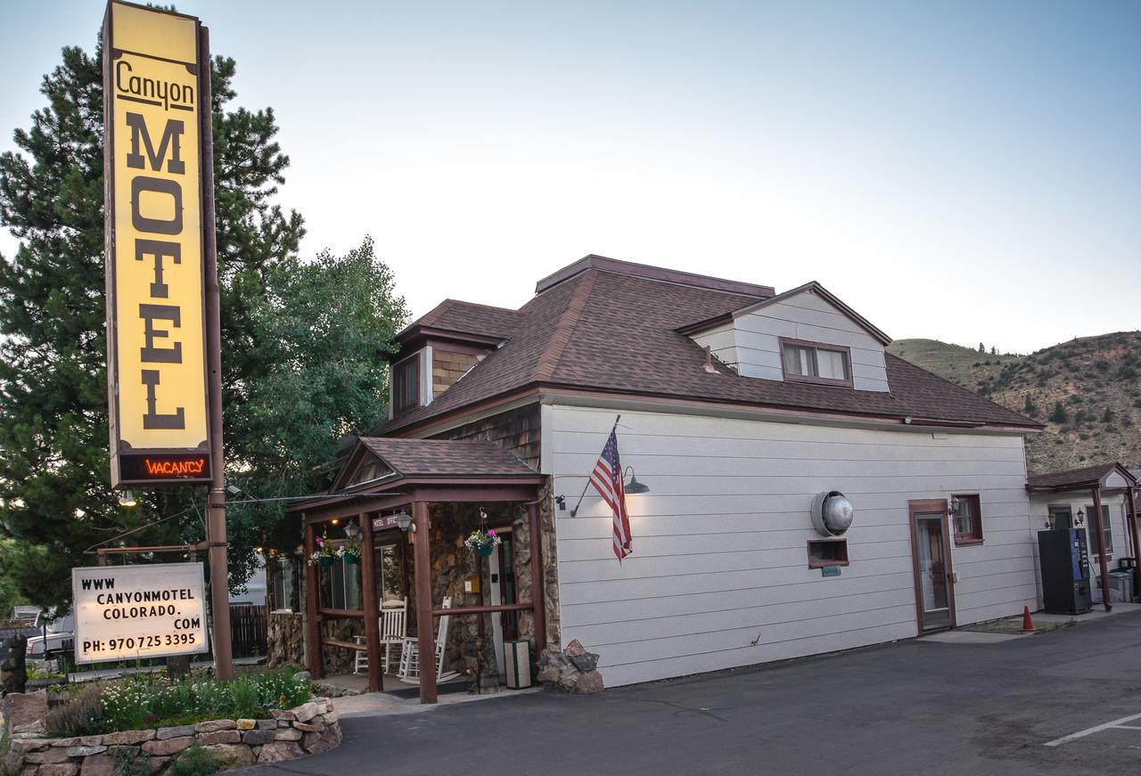 Canyon Motel Near Rocky Mountain National Park ฮ็อตซัลเฟอร์สปริงส์ ภายนอก รูปภาพ