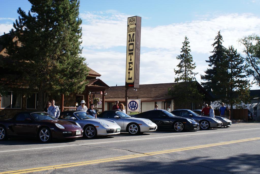 Canyon Motel Near Rocky Mountain National Park ฮ็อตซัลเฟอร์สปริงส์ ภายนอก รูปภาพ